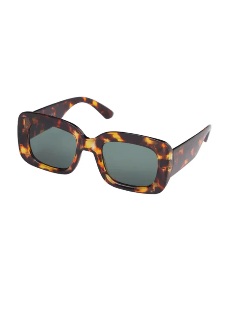 Leestina Sunglasses