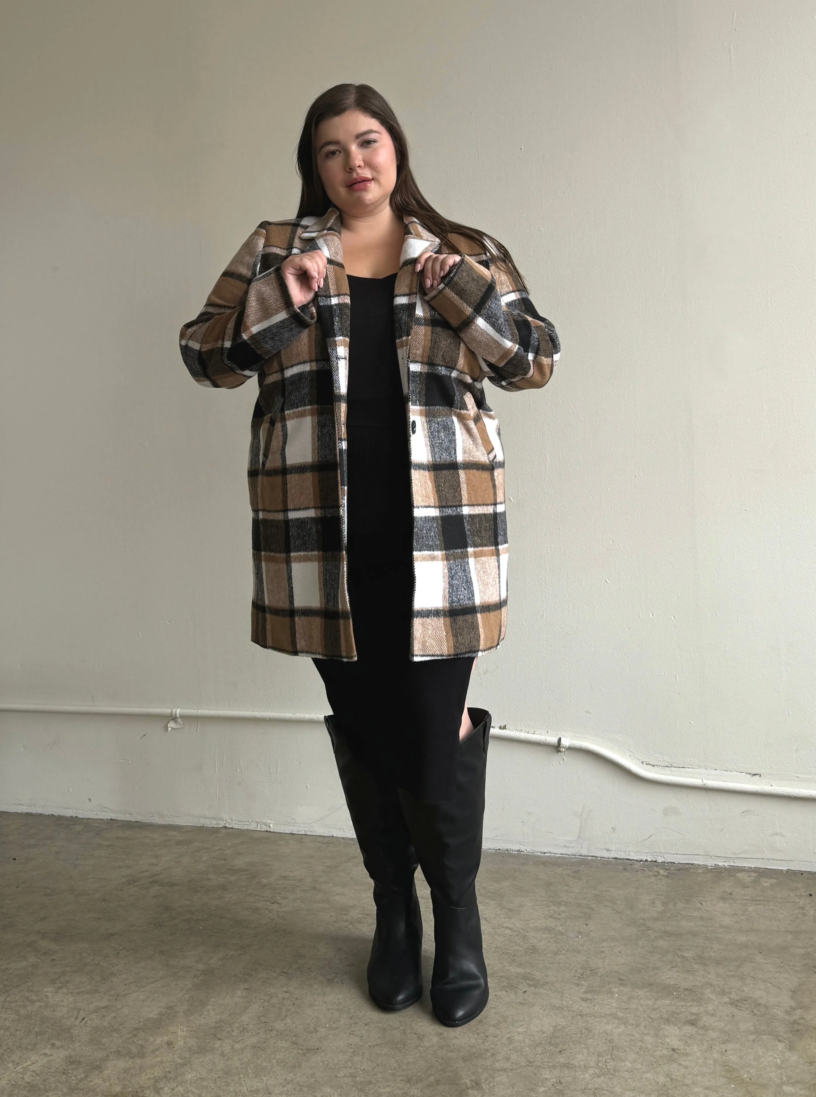 Plus Size Relaxed Fit Plaid Coat