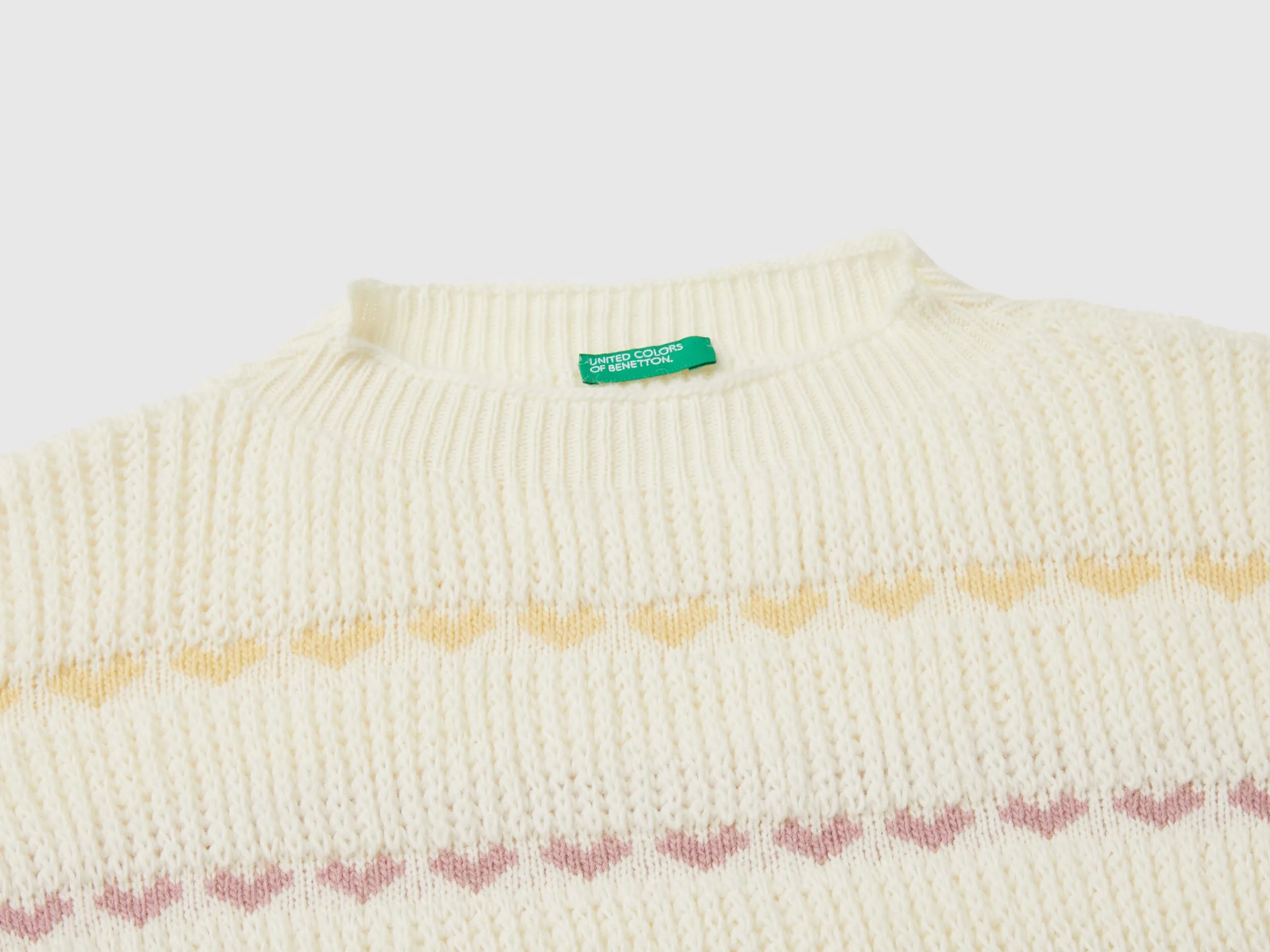 Sweater with heart inlay - Creamy White | Benetton