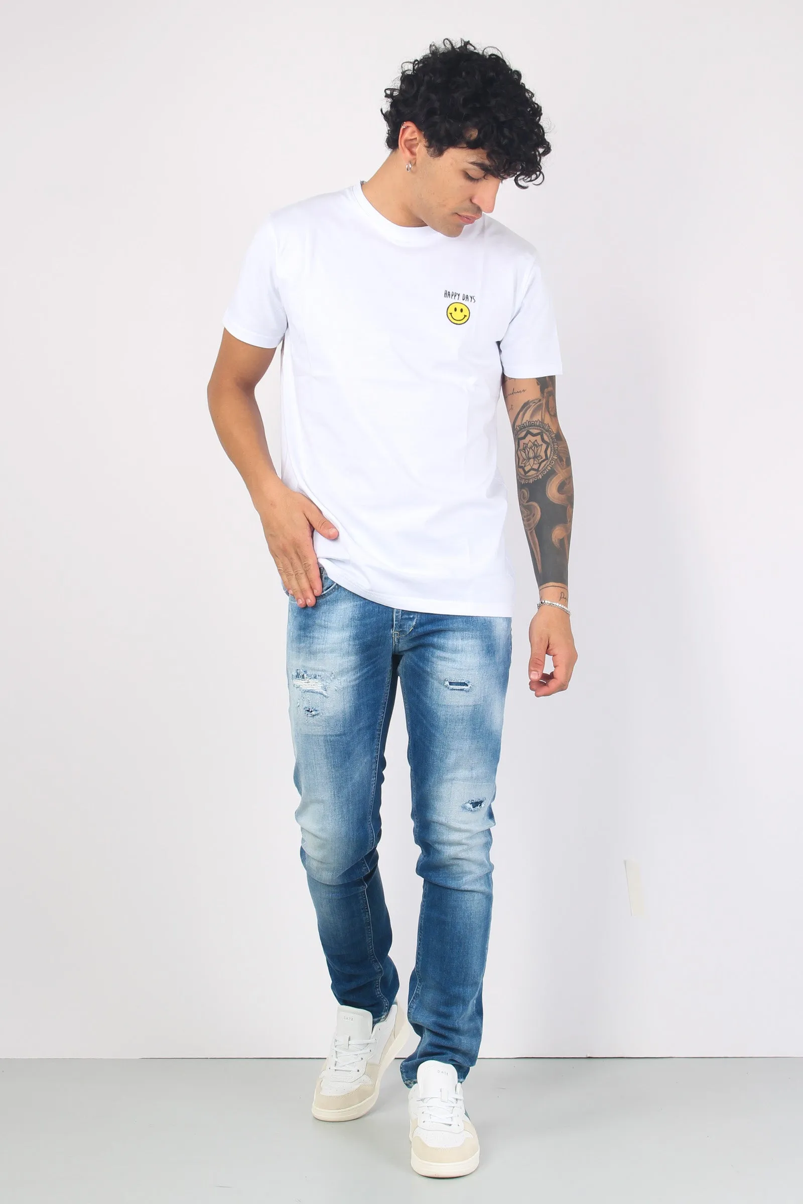 T-shirt Ricamo Happy Days Bianco