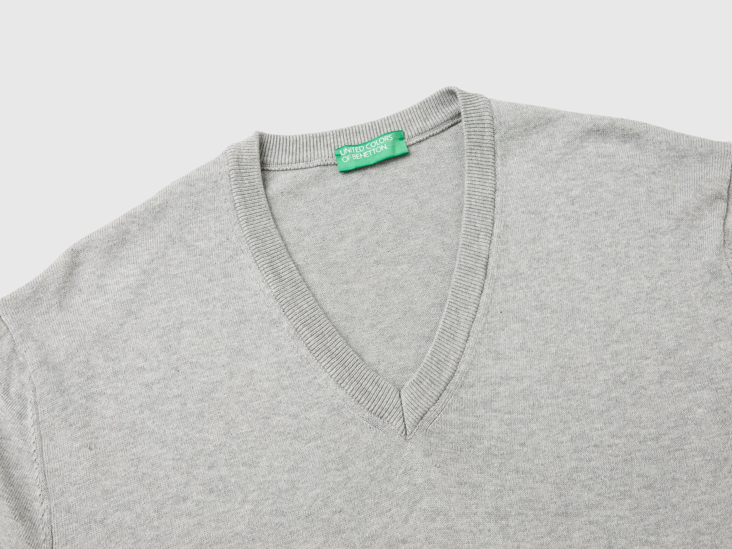 V-neck sweater in pure cotton - Light Gray | Benetton