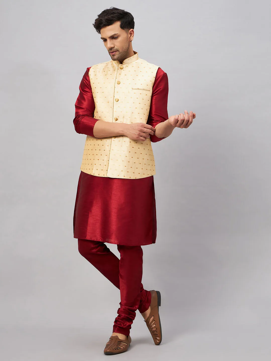 VM By VASTRAMAY Men's Gold Zari Weaved Jacket With Kurta Pyjama Set